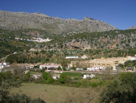 Casa Estacion De Benaojan Vila Exterior foto